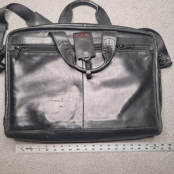 Medium 15 Tumi Two Way Laptop Briefcase Bag Black Leather Adjustable Shoulder Strap Work